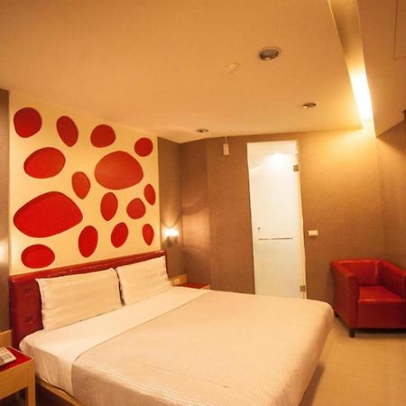 Love Hotel Pingtung Kültér fotó