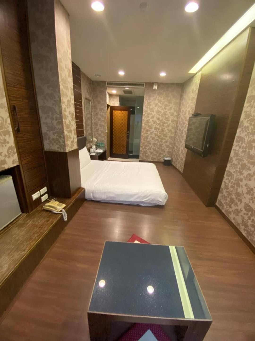 Love Hotel Pingtung Kültér fotó