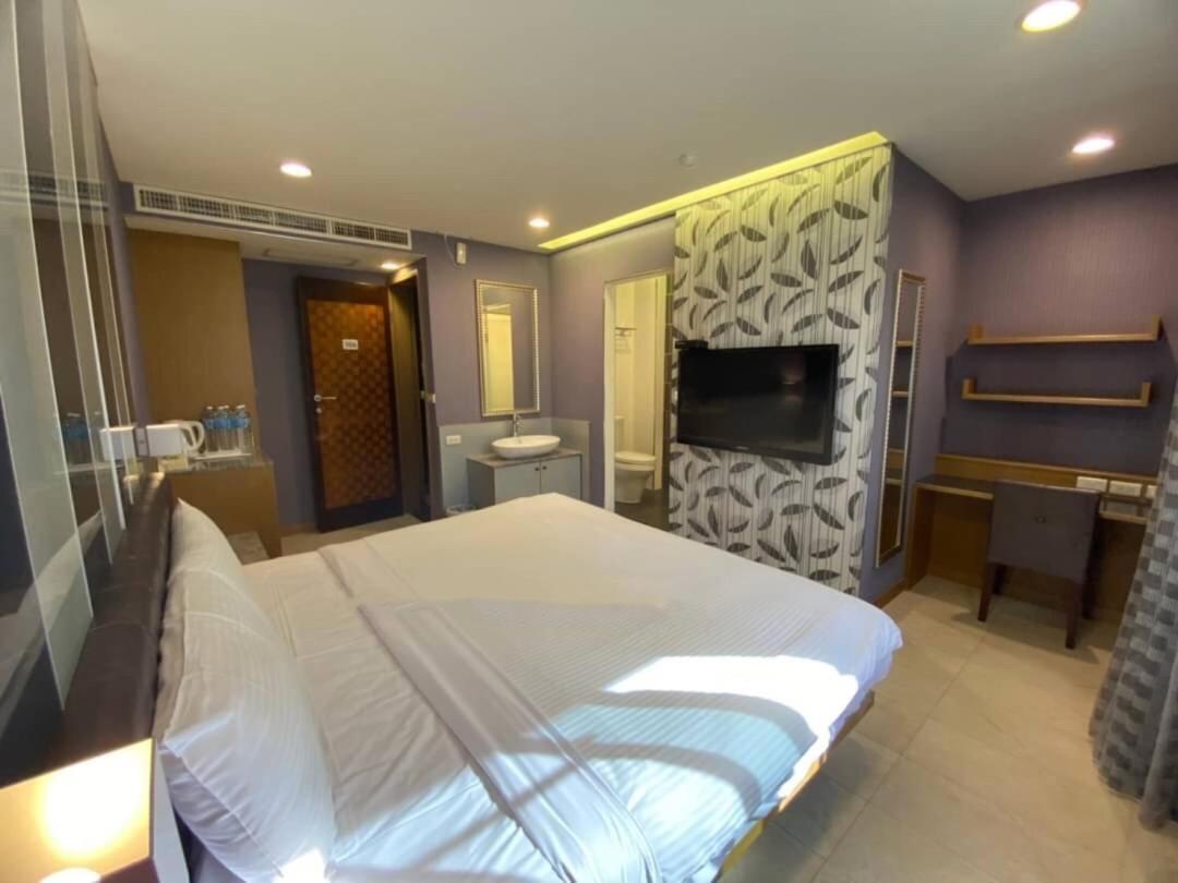 Love Hotel Pingtung Kültér fotó
